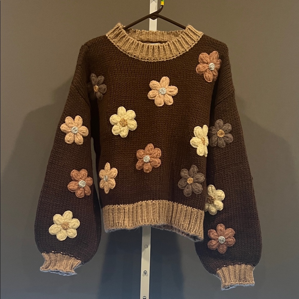 Luna Ivy Floral Knit Sweater - Picture 2 of 7